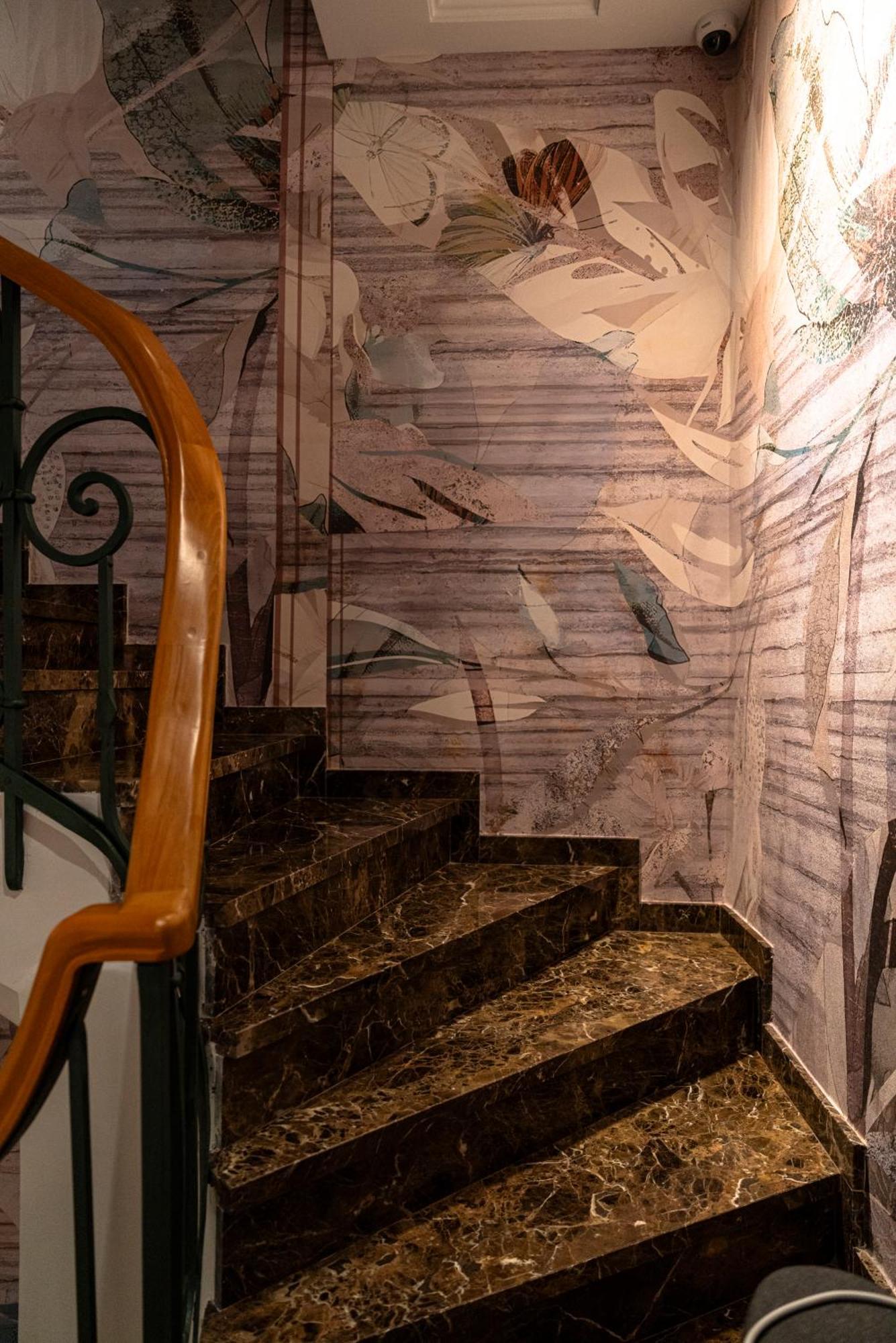 Art Gallery Boutique Hotel Durres Exterior photo